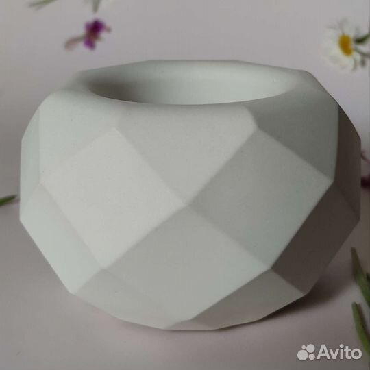 Гипсовые вазы и подсвечники, декор для интерьера