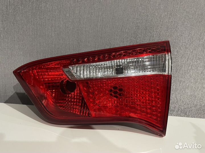 Фонарь задний Kia Rio 3