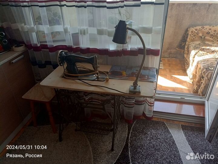 Швейная машинка, ножной привод