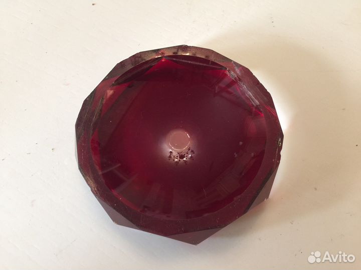 Пепельница Рубиновое стекло