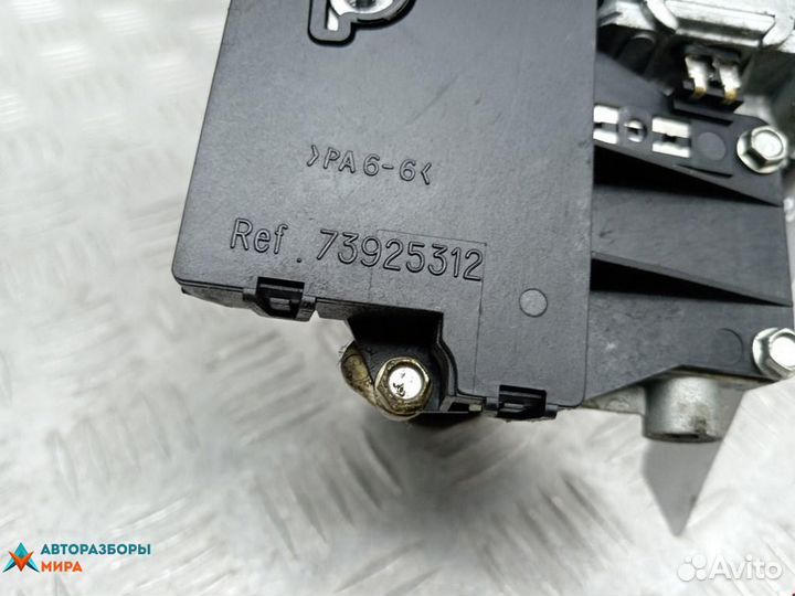 Моторчик заднего стеклоочистителя (дворника)