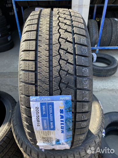 Sailun Ice Blazer Arctic 205/55 R16 94H