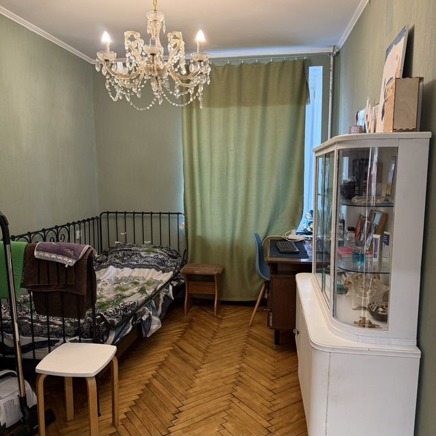Комната 15 м² в 2-к., 1/12 эт.