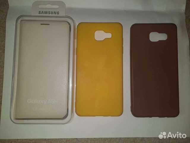 Чехлы для телефонов разные