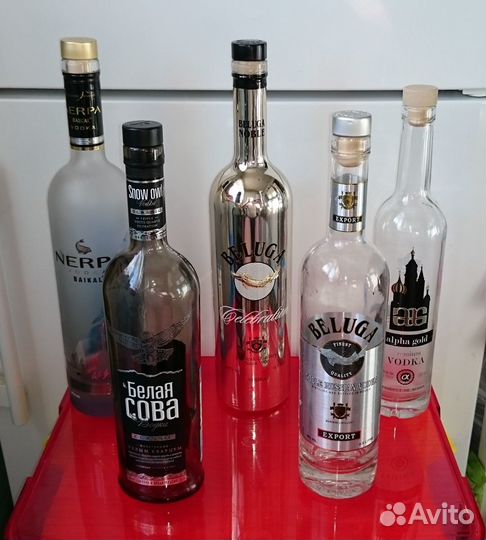 Продажа стеклянных бутылок из-под крепких напитков