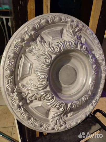 Потолочная розетка лепнина для люстры