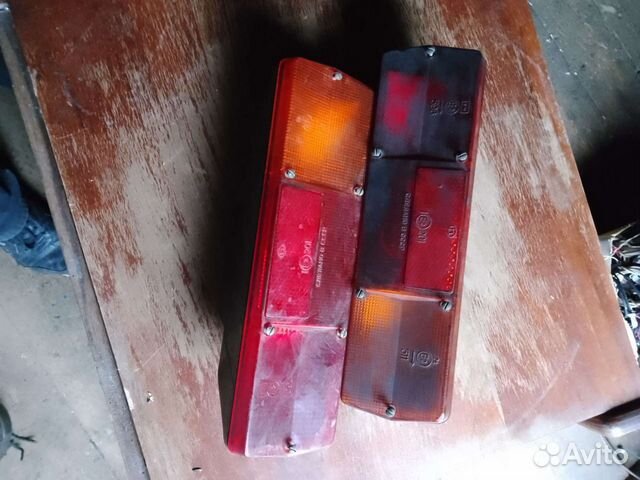 Фонарь задний