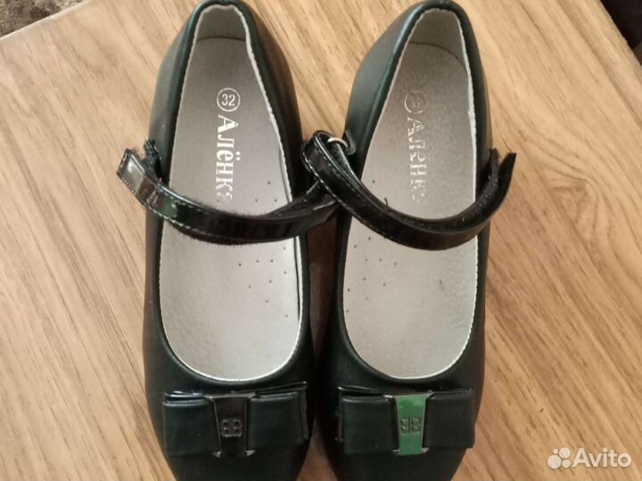 Обувь для девочки 32р