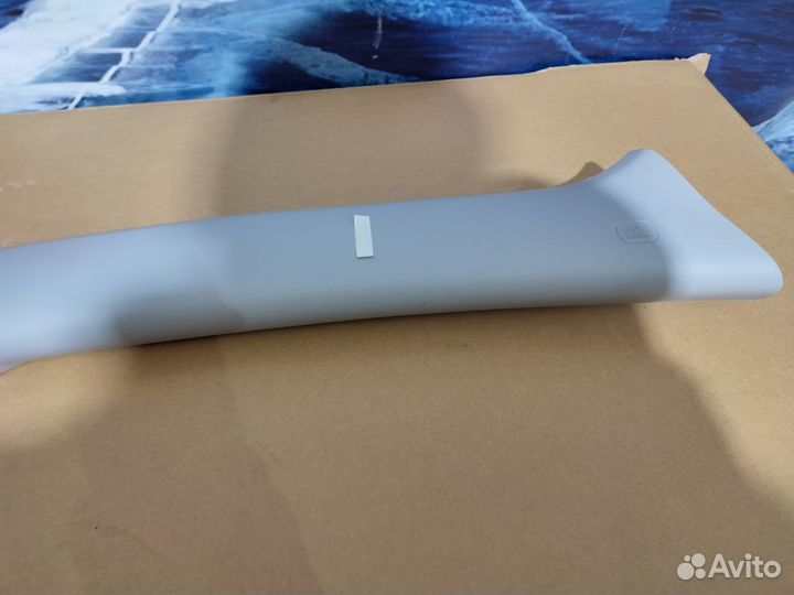 Обшивка стойки Mazda 5 (CR)