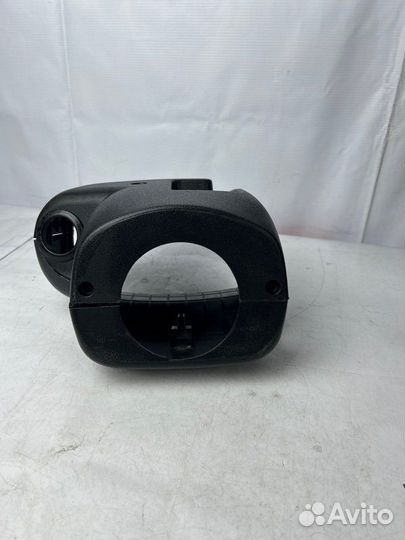 Кожух рулевой колонки Kia Rio G4EE 2009