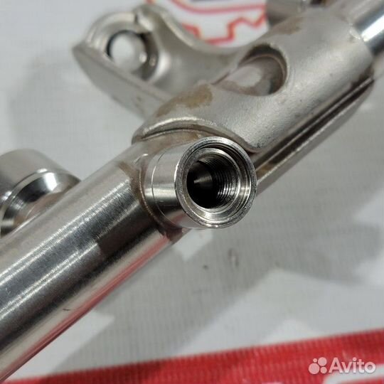 Топливная рампа Volkswagen Tiguan MK2 czpa 2020