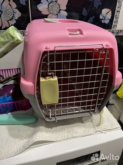 Переноска для кошек и маленьких собак