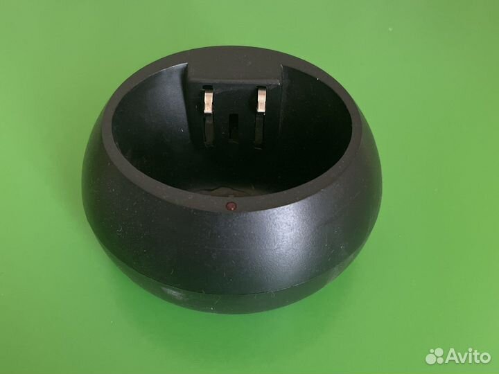 База для зарядки радиостанции