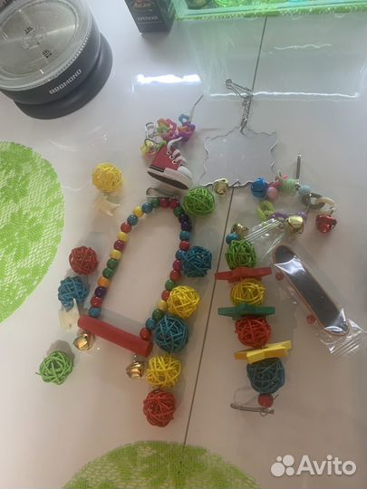 Игрушки для попугаев