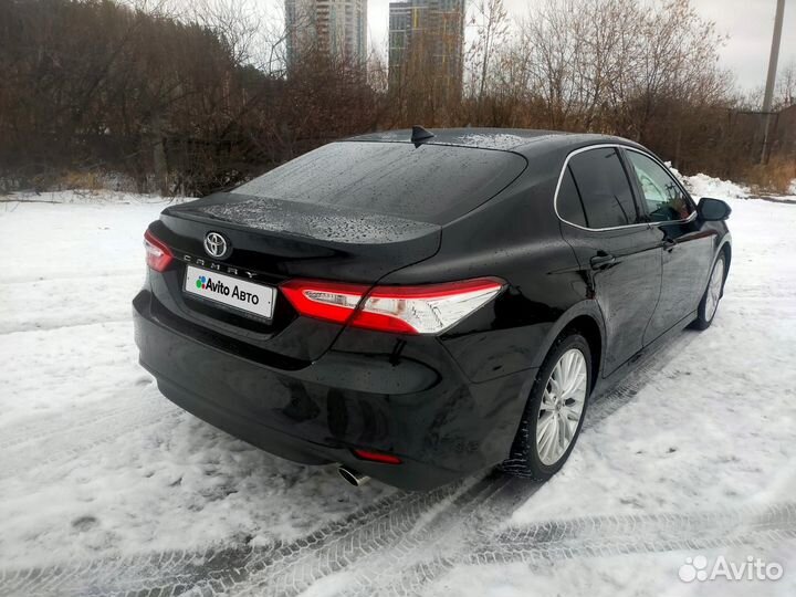 Toyota Camry 2.5 AT, 2019, 179 000 км