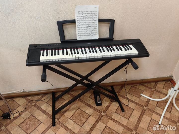 Цифровое пиано Yamaha piaggero np-11