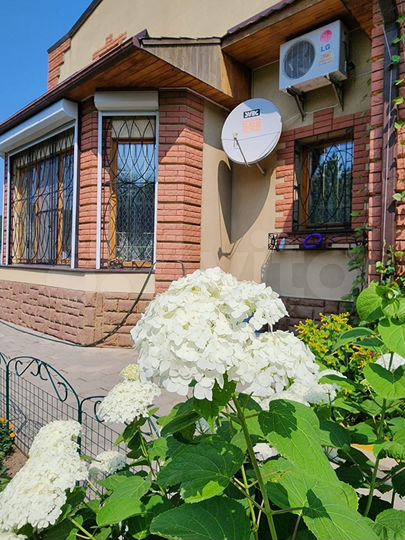 Коттедж 255 м² на участке 15 сот.