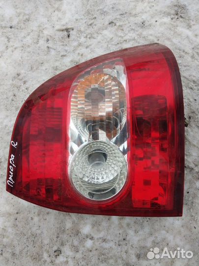 Фонарь задний правый LADA Priora