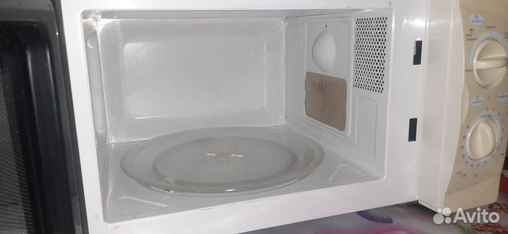 Микроволновка scarlett SC-1704