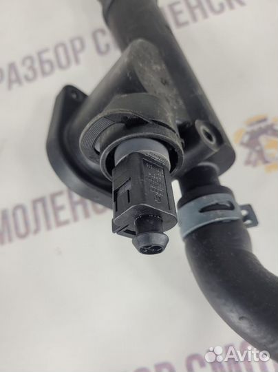 Фланец системы охлаждения Audi A6 C6