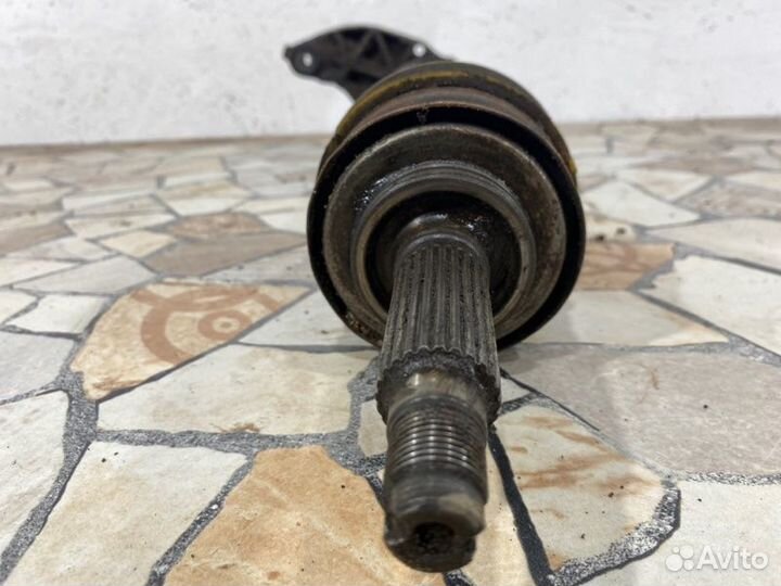 Привод правый Chevrolet Niva 1.7 2004