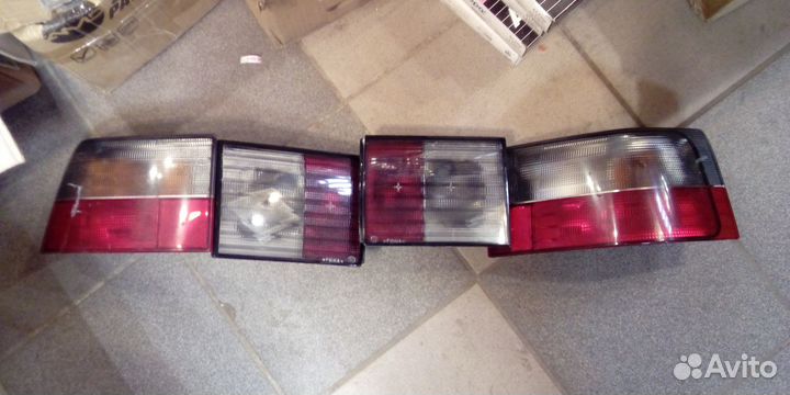 Фонари задние ваз 2110 б/у комплект LADA 2110 лада