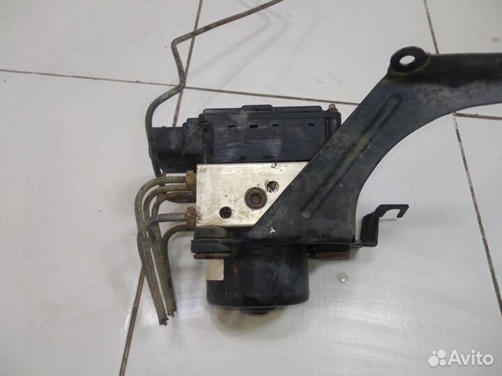 Блок ABS Ford Focus 1 DNW