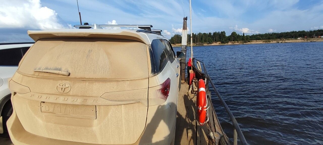 Toyota Fortuner: фото из отзыва