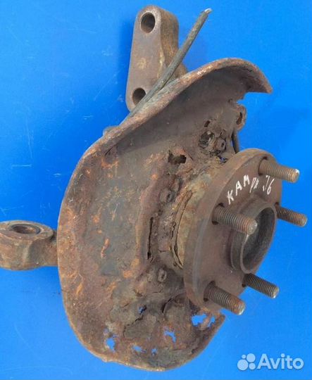 Ступица передняя Тойота Камри 1993