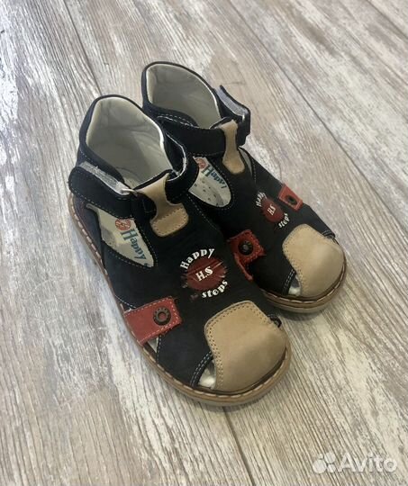 Сандали для мальчика новые