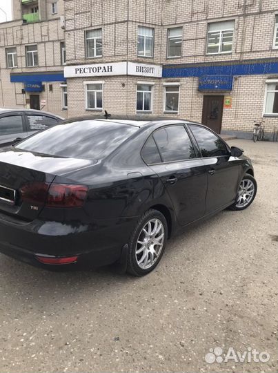 Volkswagen Jetta 1.4 МТ, 2011, 141 111 км