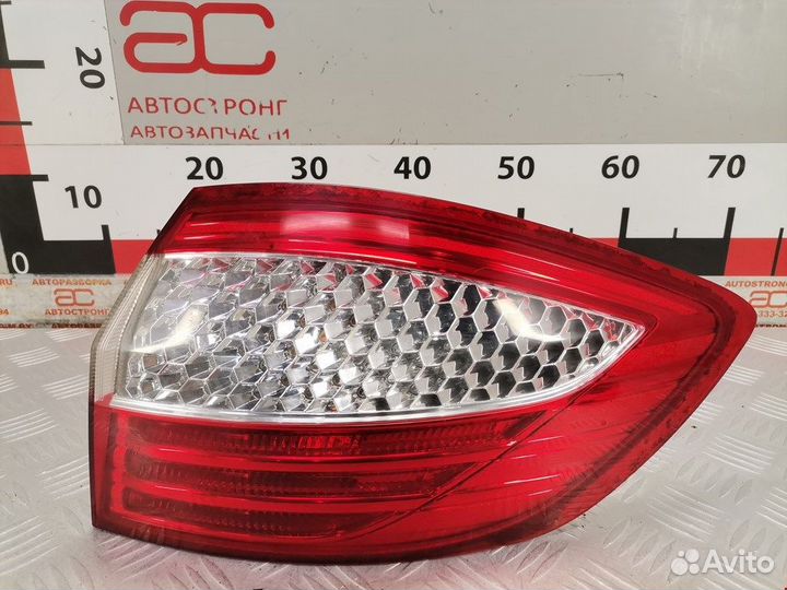 Фонарь задний для Ford Mondeo 4 1486778