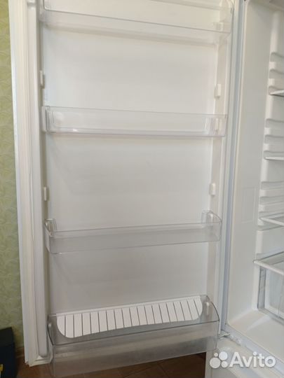 Холодильник Hotpoint Ariston бу