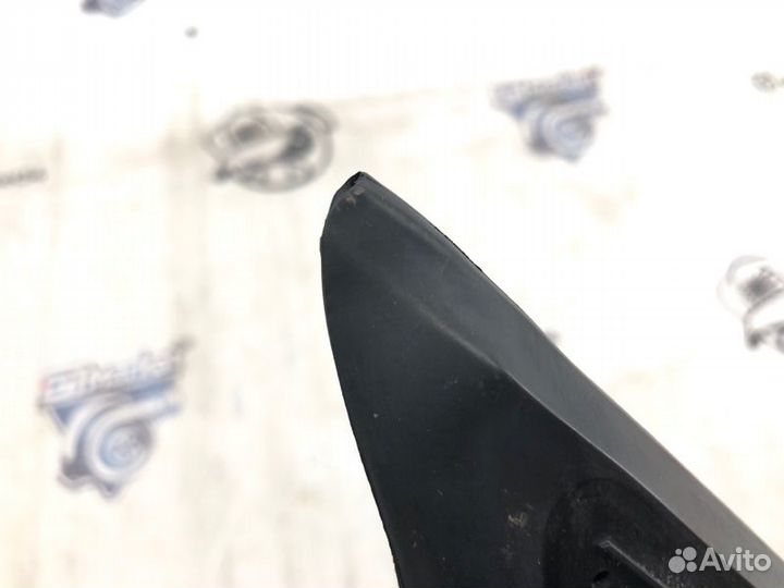 Уголок двери передний правый Subaru Forester SG5