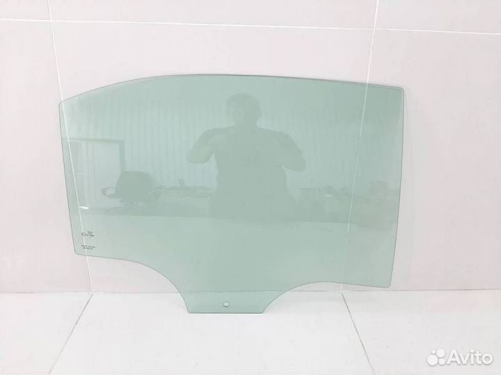 Стекло двери задней правой Volkswagen Polo Mk6 202