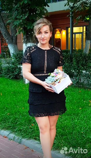 Нарядное женское платье 48р