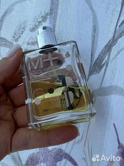 Escentric molecules Molecule 01 + Mandarin