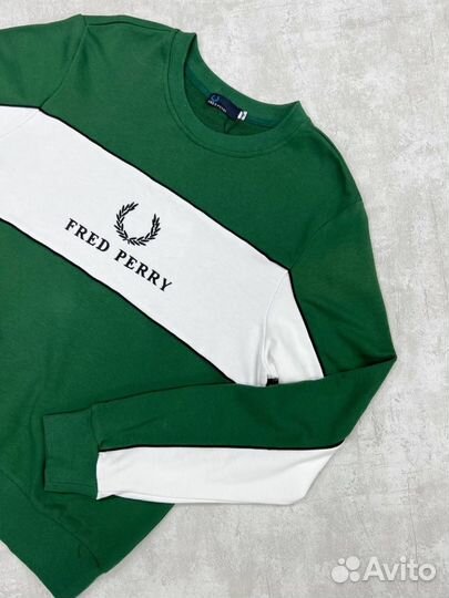 Свитшот Fred perrY