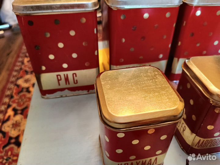 Банки жестяные советские в горох