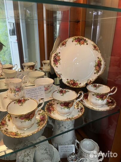 Англиский фарфор Royal Albert Old country roses