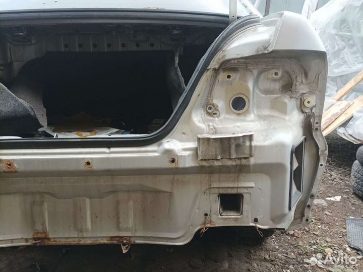 Заднее крыло Mitsubishi Galant 8