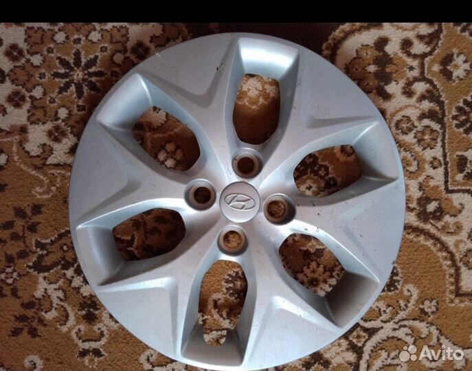 Колпаки разные 7 шт