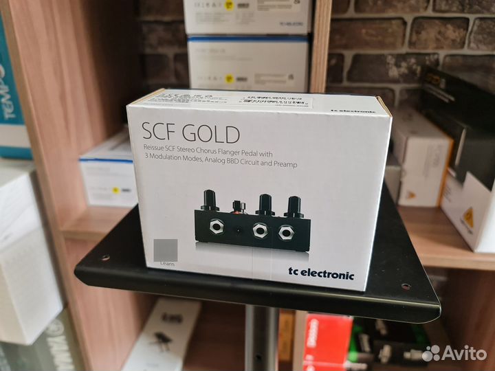 TC Electronic SCF Gold педаль эффектов