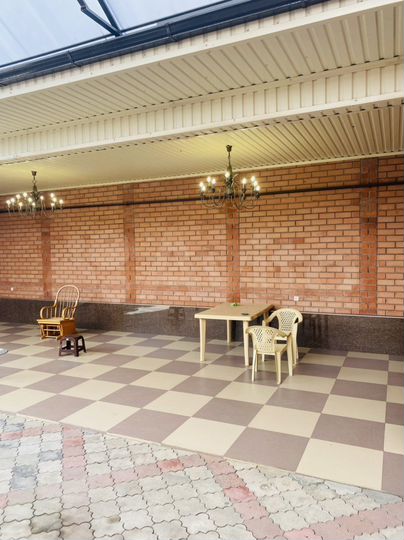 Дом 450 м² на участке 5 сот.