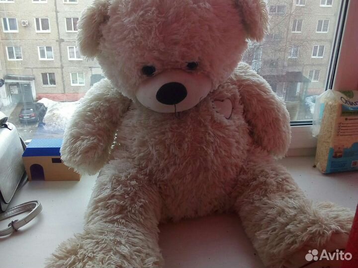 Плюшевый медведь