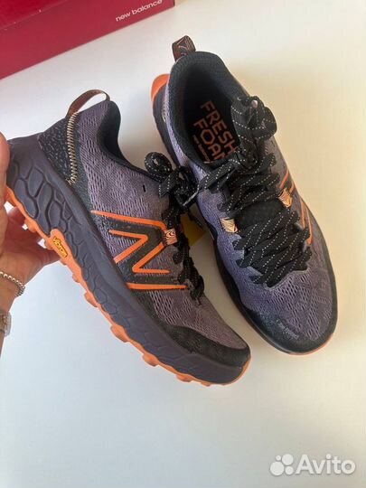 Женские кроссовки New balance