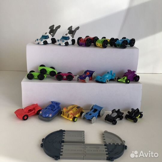 Машинки и др из Киндер Сюрприза