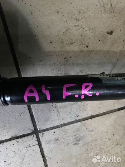 Привод передний правый Audi A4 cdnf 2010