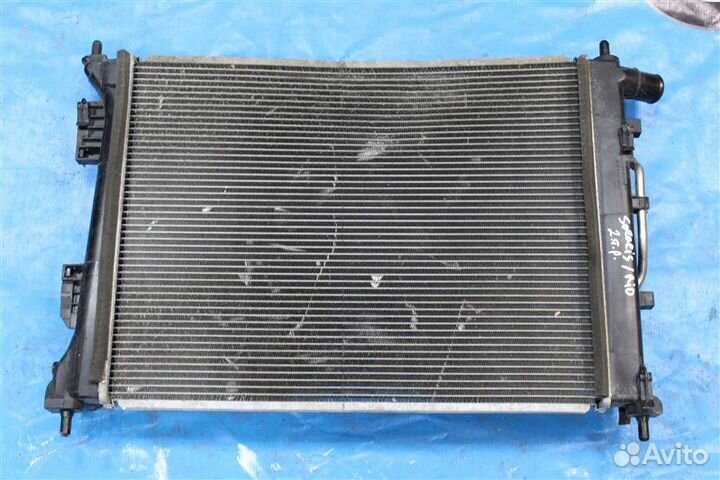 Радиатор охлаждающей жидкости Hyundai / Kia