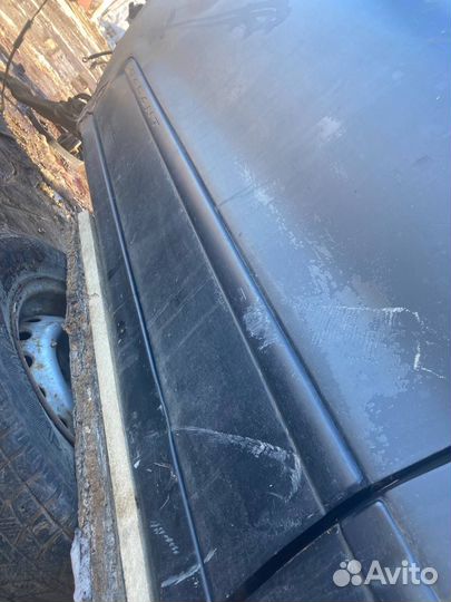 Молдниги дверей mitsubishi galant 8